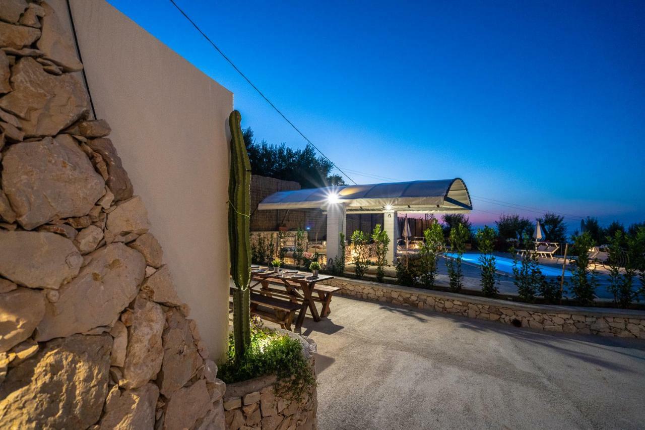 Borgo Canneto Rodi Garganico Exteriör bild